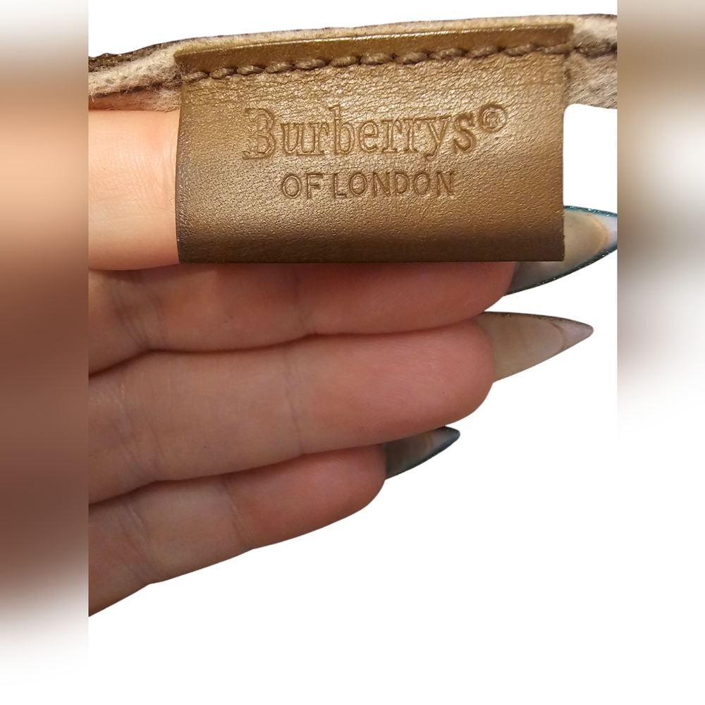 Burberrys Vintage Crossbody Bag with COA - Picture 9 of 14